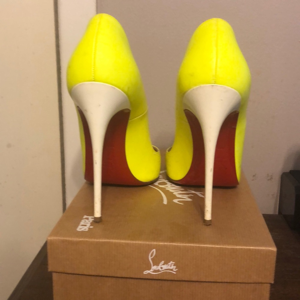 LOUBOUTIN Heels - Picture 2 of 2